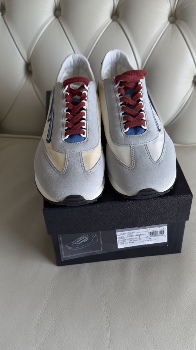 Prada Chaussures hommes: PRADA Sneaker Gr. 8 – Neuf avec emballage d'origine à Lachen SZ par HelvetiaLuxury 2